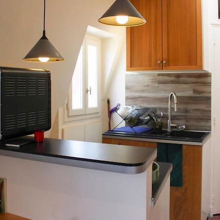 Apartment In The Center Of ปารีส ภายนอก รูปภาพ