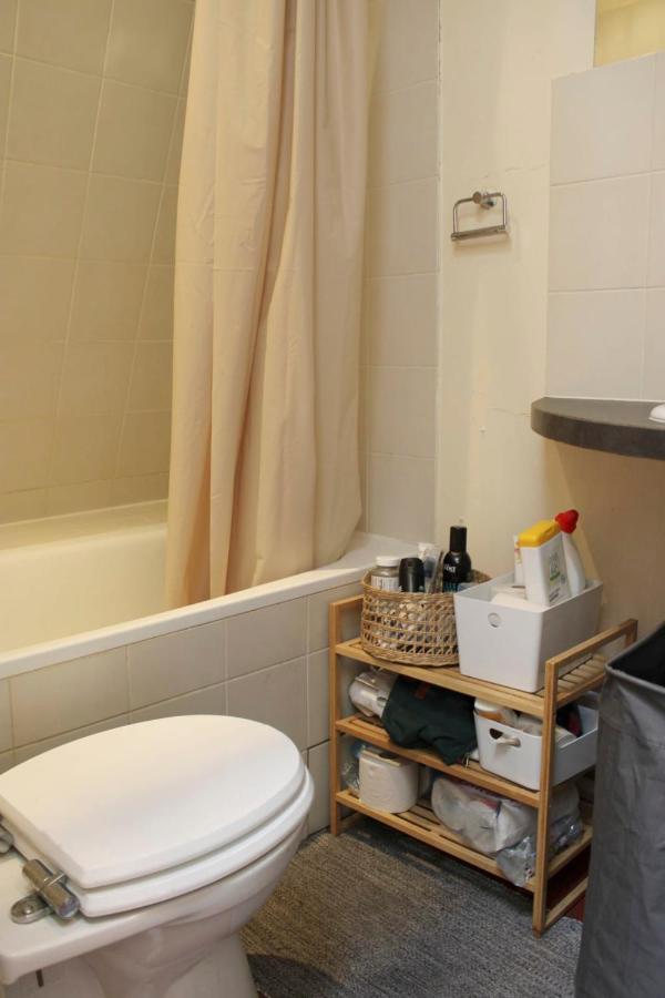 Apartment In The Center Of ปารีส ภายนอก รูปภาพ