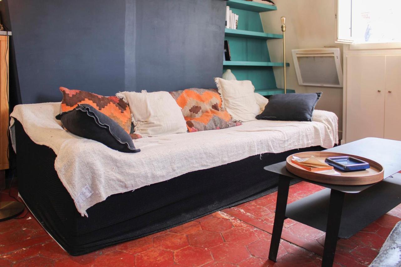 Apartment In The Center Of ปารีส ภายนอก รูปภาพ